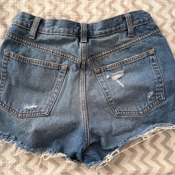Universal Thread Blue Denim Button-Fly Shorts - Picture 3 of 4
